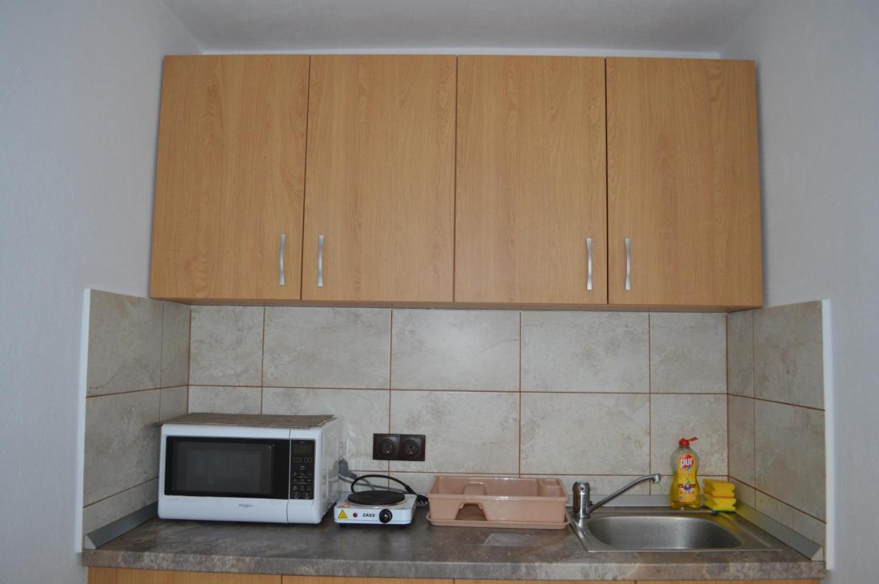 Havasi Gyopar Bed & Breakfast Прайд Екстериор снимка