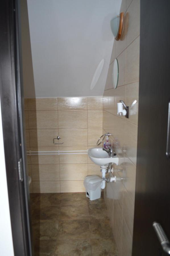 Havasi Gyopar Bed & Breakfast Прайд Екстериор снимка
